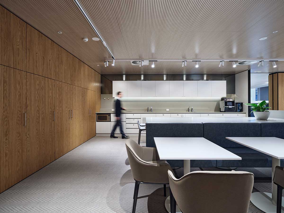 Ashurst Breakout Design - Axiom Workplaces